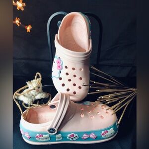 Hello Kitty Kids Pink Clogs